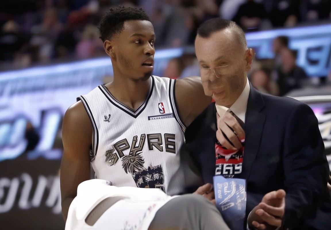 马刺队布雷特·布朗大胆用人策略：德马尔·德罗赞引领第二阵容效果显著