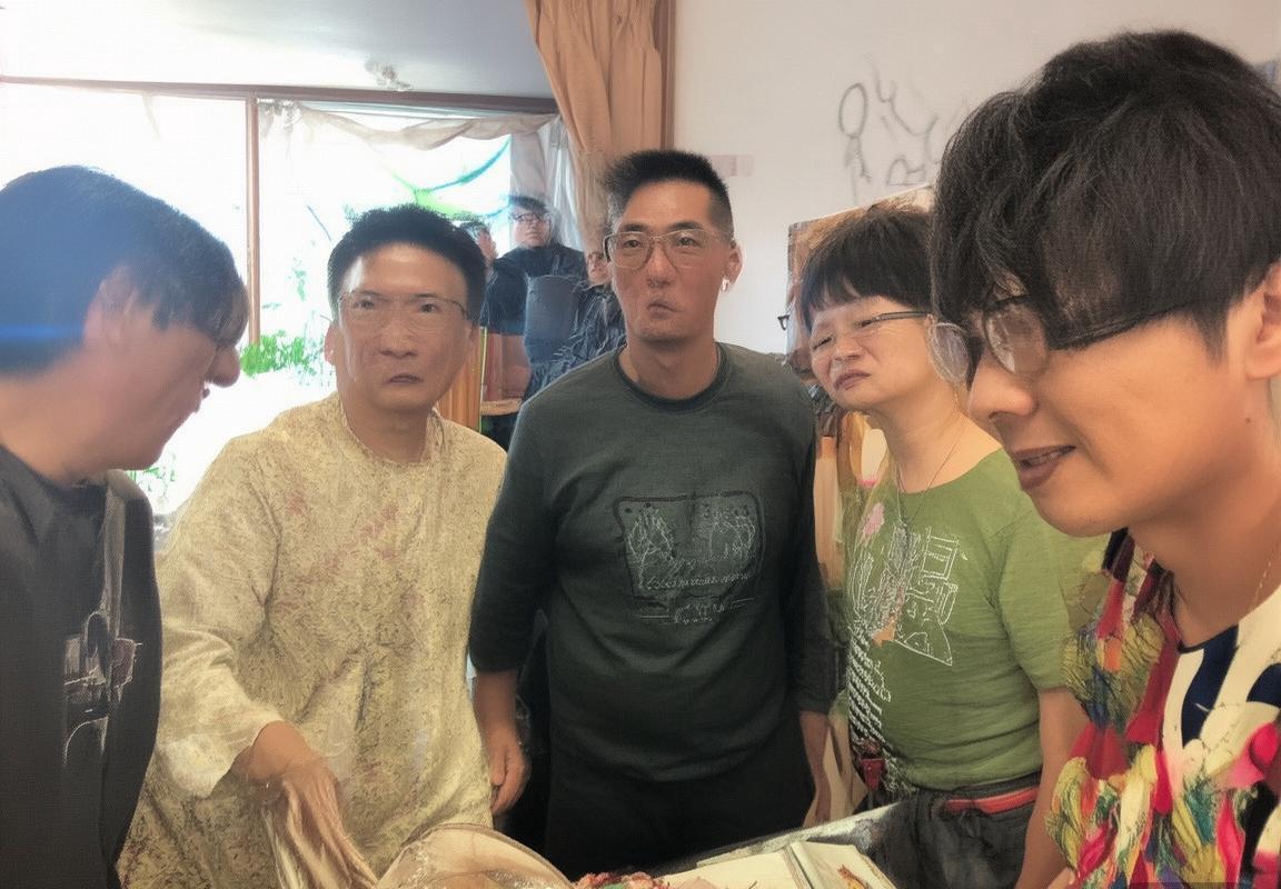 马刺队布雷特·布朗大胆用人策略：德马尔·德罗赞引领第二阵容效果显著